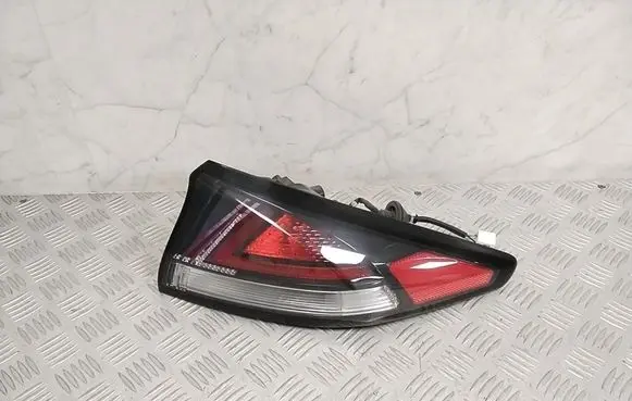 Hyundai Ioniq Rear/tail lights 92402G2200