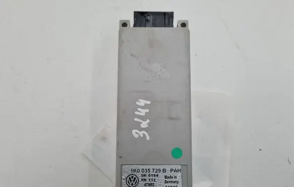Volkswagen Touran I Phone control unit/module 1K0035729B