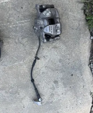 Citroen DS3 Front brake caliper 9836308080