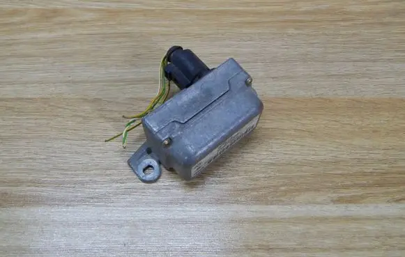 Audi A3 S3 8L ESP acceleration yaw rate sensor 1J0907655 10098503044 SC00C020100