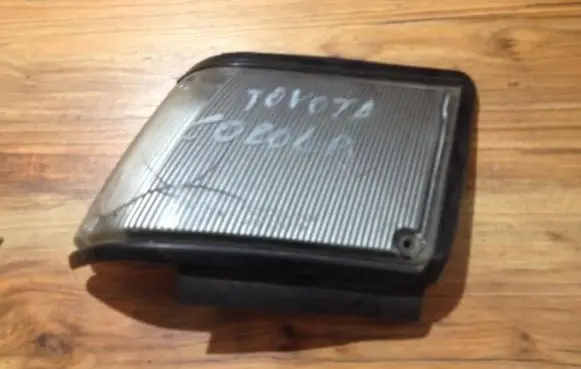 Toyota Corolla E100 Front indicator light 01850484 018-50484