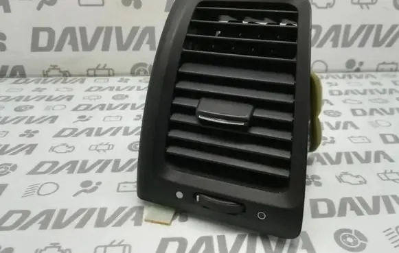 Honda Accord Dashboard side air vent grill/cover trim E6165151500
