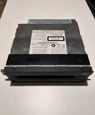 BMW X3 F25 CD/DVD changer 9272354 8107704Z AL0074D0245437