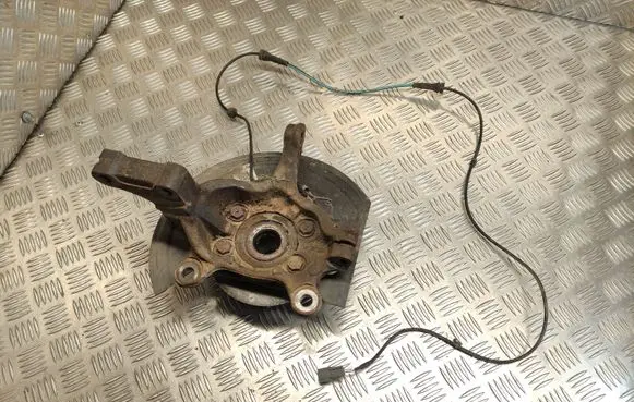 Nissan Pulsar Front wheel hub 400141KK0H