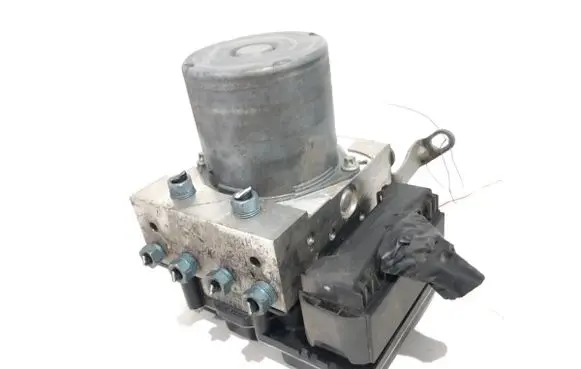 BMW X1 E84 ABS Pump 6860216