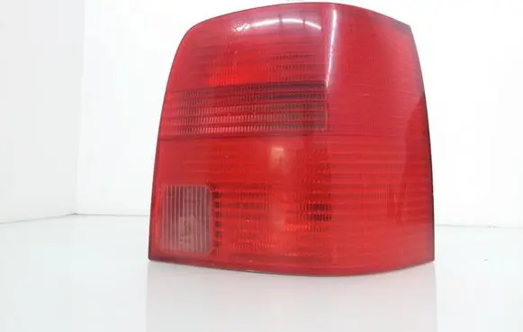 Volkswagen PASSAT B5 Rear/tail lights 3B9945112J 3B9945257