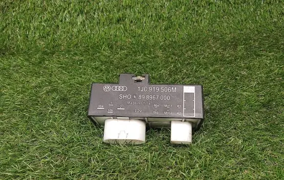 Volkswagen Polo V 6R Fan control module 1J0919506M 898967000