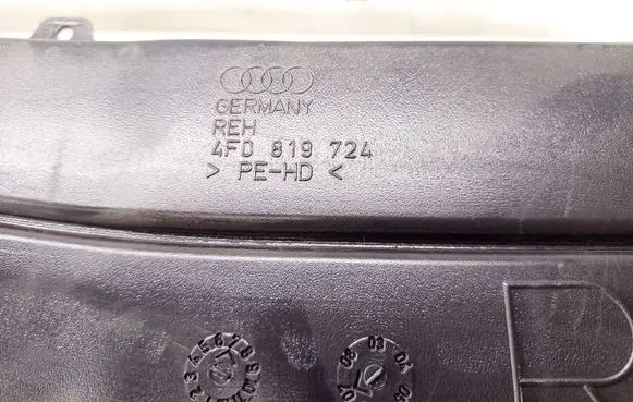 Audi A6 S6 C6 4F Cabin air duct channel 4F0819724