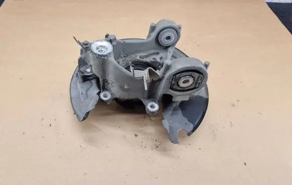 Audi A8 S8 D4 4H Rear wheel hub 4H0505432C