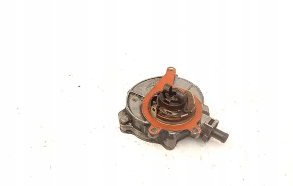 Audi A4 S4 B8 8K Vacuum pump