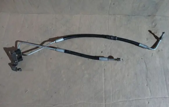 BMW 5 E60 E61 Power steering hose/pipe/line 6770440