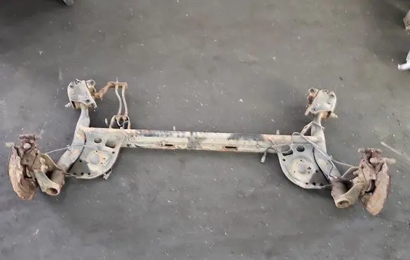 Renault Clio III Rear axle beam IMPRK1515594