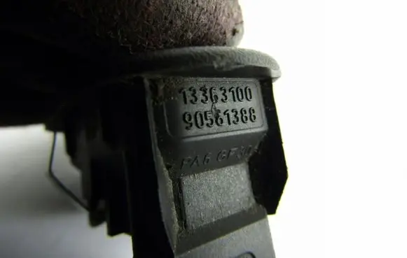 Opel Zafira A Electric window control switch 90561388