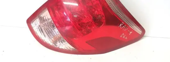 Toyota RAV 4 (XA30) Rear/tail lights
