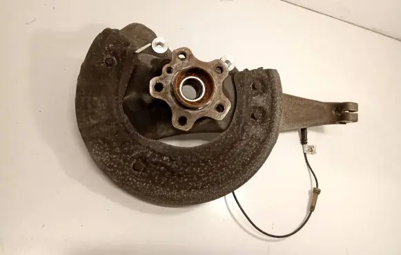 BMW 5 G30 G31 Front wheel hub