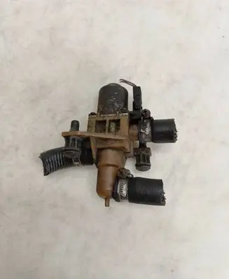 Mercedes-Benz Vito Viano W638 Coolant heater control valve 0018300684 1147412047