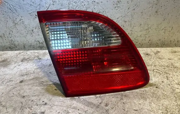 Mercedes-Benz E W211 Tailgate rear/tail lights 379503 379141
