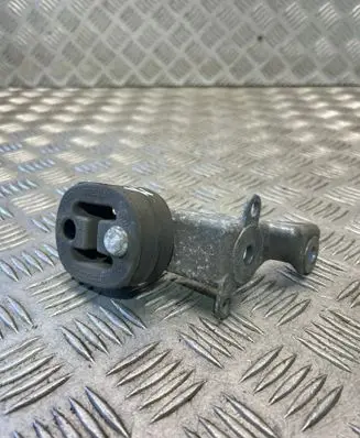 Audi A6 S6 C7 4G Muffler mount bracket/holder 4G0253144B 4G0253147
