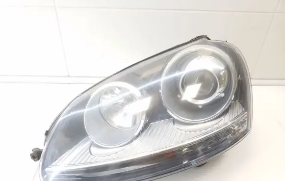 Volkswagen Golf V Headlight/headlamp 1K6941031 1T0907391