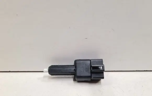 Citroen C-Zero Brake pedal sensor switch 2434D22