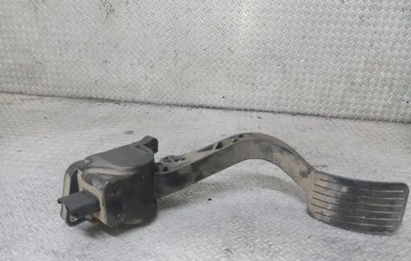 Citroen C4 Grand Picasso Accelerator throttle pedal 9654725380