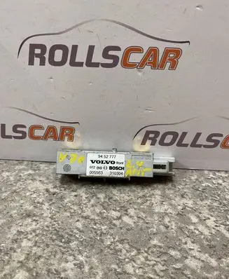 Volvo V70 Airbag deployment crash/impact sensor 9452777