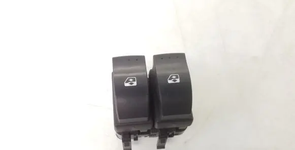 Renault Kangoo II Electric window control switch 476806