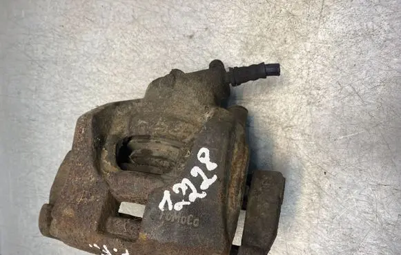 Ford Mondeo MK IV Front brake caliper