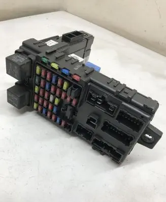 Hyundai Santa Fe Fuse module