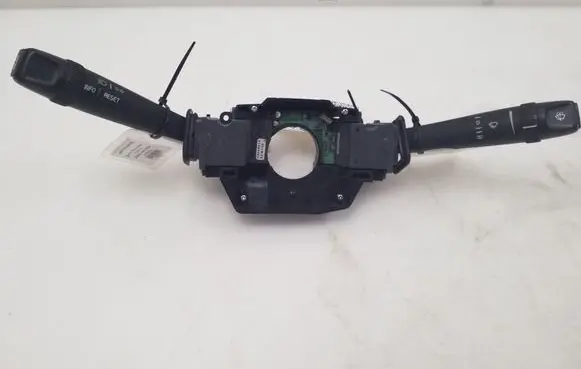 Volvo S80 Wiper turn signal indicator stalk/switch 30658654