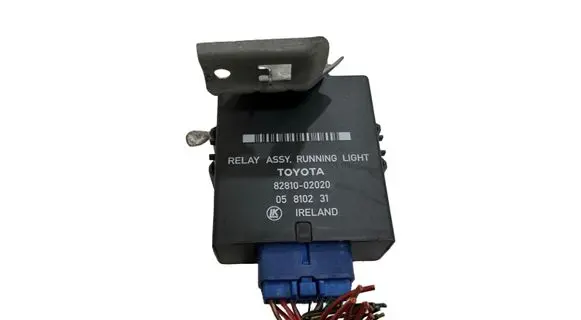 Toyota Corolla E120 E130 Light module LCM 8281002020 05810231