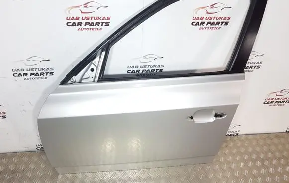 BMW X3 E83 Front door