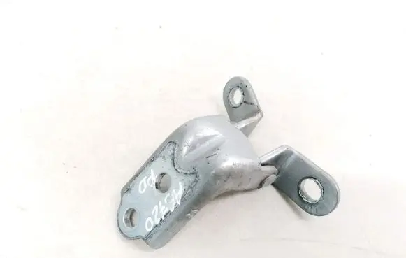 Hyundai Sonata Front door upper hinge