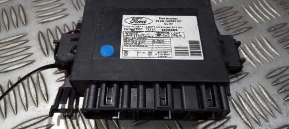 Ford Focus Comfort/convenience module 98AG15K600DC 5WK47230C