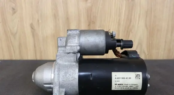 Mercedes-Benz SLK R172 Starter motor 6519064300 A6519064300