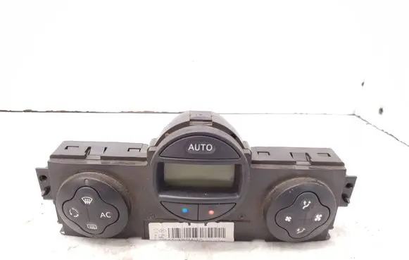 Renault Scenic II - Grand scenic II Climate control unit 8200501461