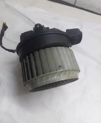 Audi A6 S6 C7 4G Heater fan/blower 4H1820021B 0160701265