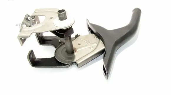 KIA Soul Handbrake/parking brake lever assembly