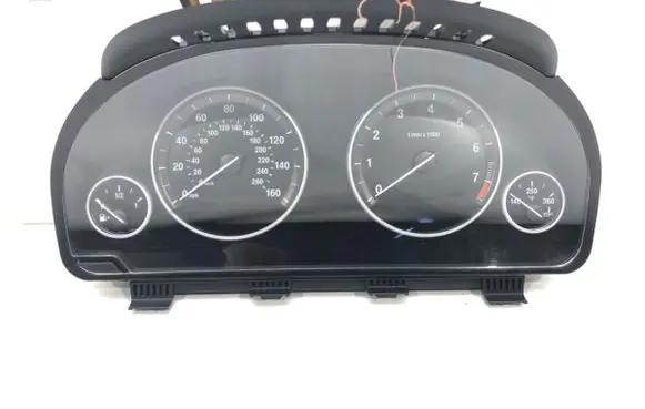 BMW 5 F10 F11 Speedometer (instrument cluster) 25811511