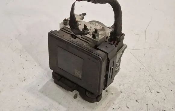 Skoda Superb B8 (3V) ABS Pump 5Q0614517BK