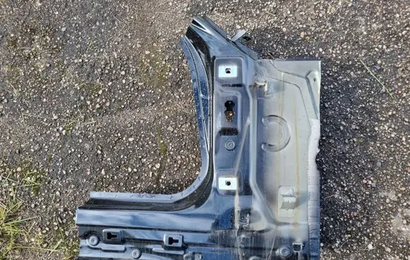 BMW 4 F36 Gran coupe Front sill (body part) 