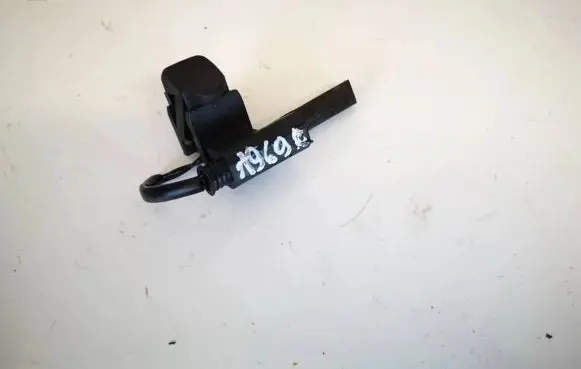 Mercedes-Benz ML W164 Windshield washer spray nozzle 
