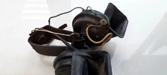 Honda Civic Horn signal E9011157