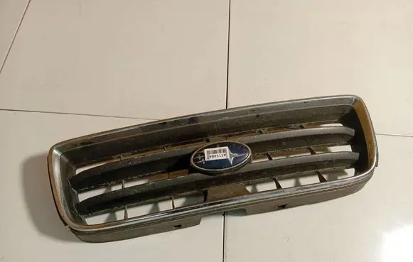 Subaru Forester SG Front grill 91121SA030