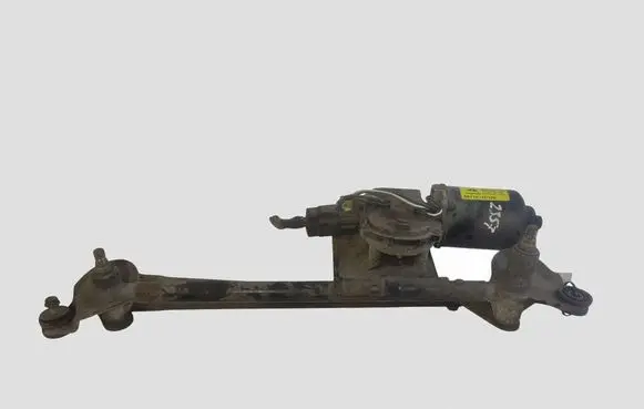 Hyundai Getz Front wiper linkage and motor 981101C100