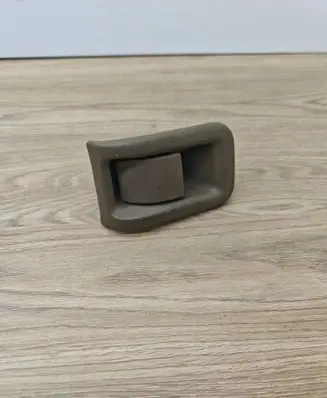 Engine bonnet (hood) release handle