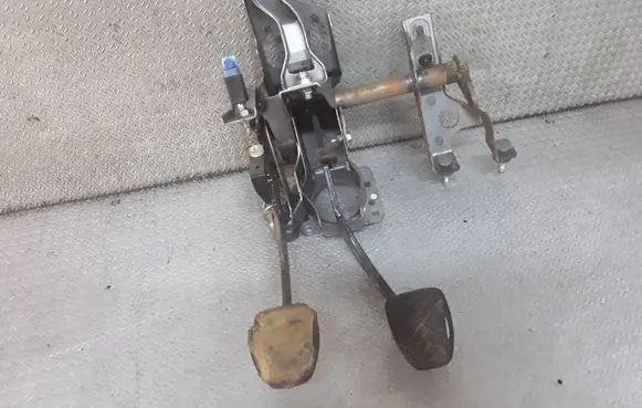 Subaru Forester SH Pedal assembly 