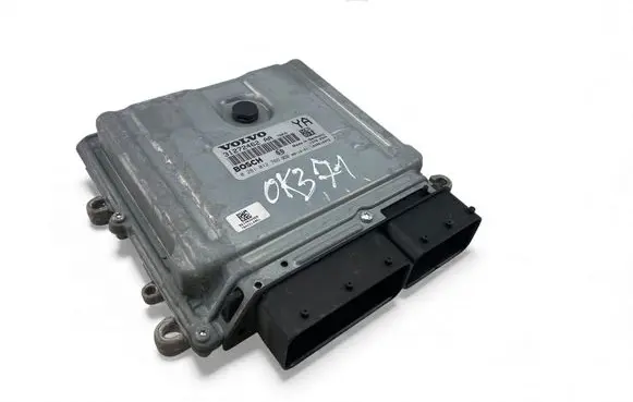 Volvo V70 Engine control unit/module ECU 31272462AA 0281012765
