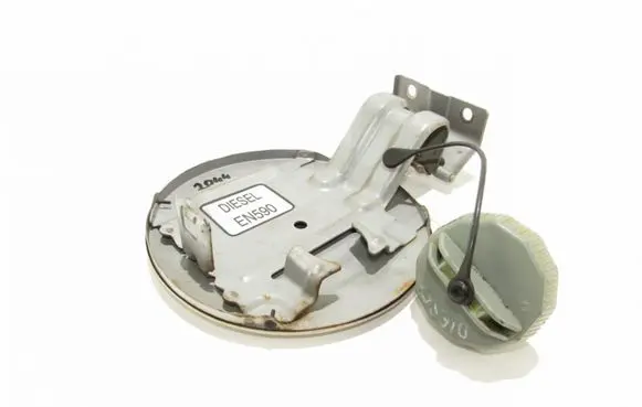 Mitsubishi L200 Fuel tank cap