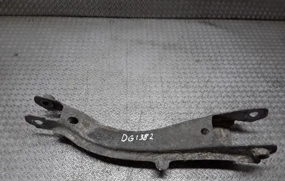 Volvo V70 Rear control arm